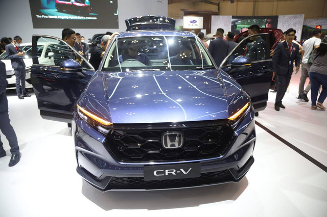 Honda CR-V Turbo di GIIAS 2023 di ICE BSD. Foto: Aditia Noviansyah/kumparan