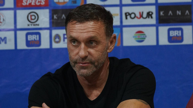 Pelatih Persija Jakarta, Thomas Doll. Foto: Persija Jakarta