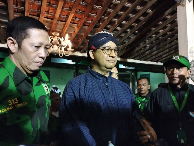 Anies Baswedan, bakal calon Presiden yang diusung Koalisi Perubahan untuk Persatuan (KPP) saat berkunjung ke Jogja. Foto: Maria Wulan/Tugu Jogja