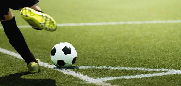 Ilustrasi Jelaskan Seorang Pemain Dikatakan Sedang Mengontrol Bola, Foto: Unsplash/Pavel1964.