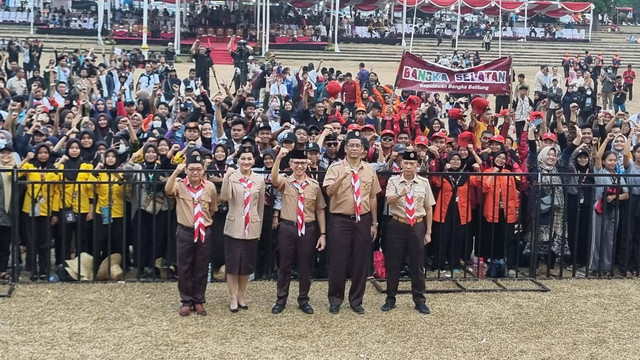 Otoritas Jasa Keuangan dan Lembaga Penjamin Simpanan dalam acara Kreasi Bangkit 2023 di Buperta Cibubur, Minggu (20/8/2023). Foto: Ave Airiza Gunanto/kumparan