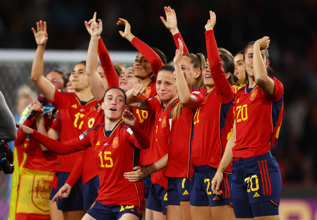 Selebrasi pemain Spanyol merayakan kemenangannya di Final Piala Dunia Wanita FIFA di Stadion Australia, Sydney, Australia. Foto: Carl Recine/Reuters
