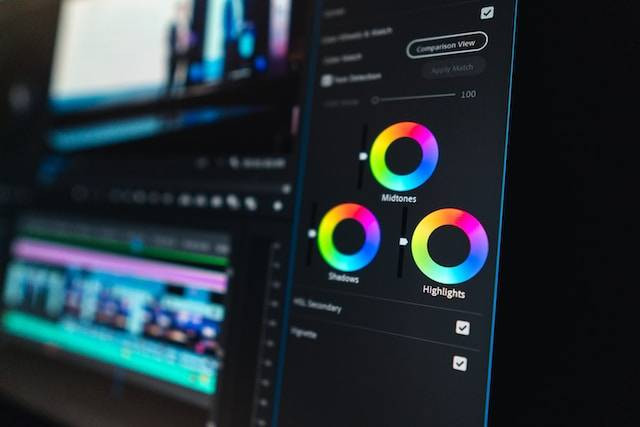 Ilustrasi Color Grading. Foto: dok. Unsplash/Peter Stumpf
