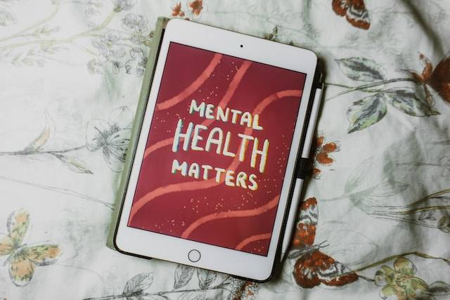 Ilustrasi Mental Gymnastics. Foto: dok. Unsplash/Emily Underworld