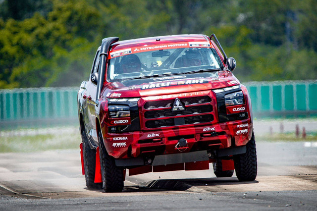 All new Mitsubishi Triton berlaga di AXCR 2023. Foto: dok. Mitsubishi