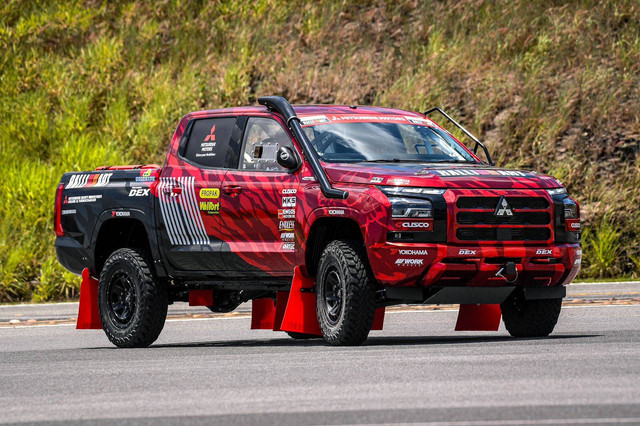 All new Mitsubishi Triton berlaga di AXCR 2023. Foto: dok. Mitsubishi