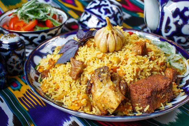 Ilustrasi Cara Buat Nasi Kebuli, Foto: Eugene Krasnaok / Unsplash