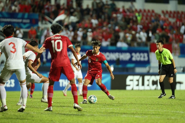 Pertandingan Timnas U-23 Indonesia melawan Vietnam pada Piala AFF, di Rayong Province Stadium, Thailand, Sabtu (26/8/2023). Foto: Dok. PSSI
