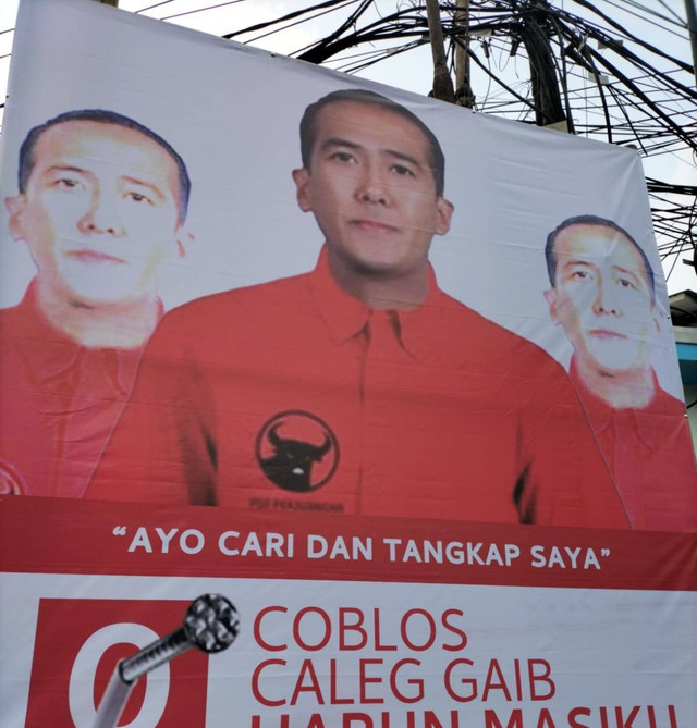 Baliho buronan KPK Harun Masiku yang kemudian dibongkar oleh Satpol PP. Foto: Dok. Istimewa