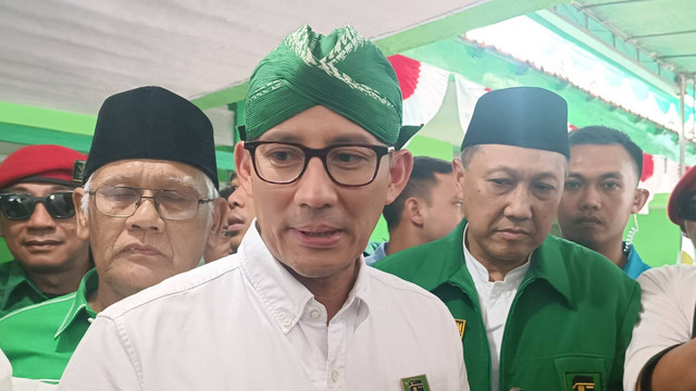 Ketua Bapilu PPP Sandiaga Uno saat di Kantor PPP DPW DIY di Jalan Tentara Rakyat Mataram, Kota Yogyakarta, Selasa (29/8/2023). 
 Foto: Arfiansyah Panji Purnandaru/kumparan