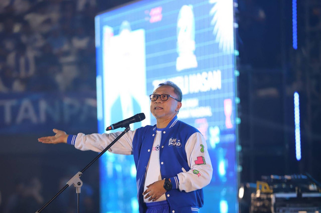 Ketum PAN, Zulkifli Hasan di puncak perayaan HUT ke-25 PAN di Tennis Indoor Senayan, Jakarta, Selasa (29/8). Foto: Dok. PAN