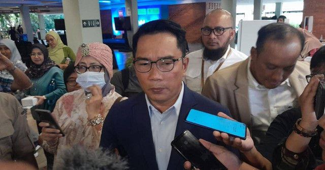 Gubernur Jawa Barat Ridwan Kamil usai hadiri diskusi di FISIP UI, Rabu (30/8).  Foto: Annisa Thahira Madina/kumparan