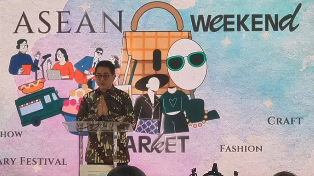 Ketua Kadin Indonesia Arsjad Rasjid dalam ASEAN Weekend Market, Jumat (1/9). Foto: Ave Airiza/kumparan
