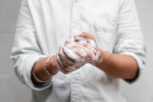 Ilustrasi membersihkan diri dari hadas dan najis. Foto: pixabay