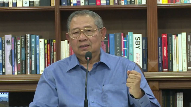 Ketua Majelis Tinggi Demokrat Susilo Bambang Yudhoyono (SBY) memberikan keterangan hasil rapat Majelis Tinggi Partai Demokrat, Jumat (1/9/2023). Foto: YouTube