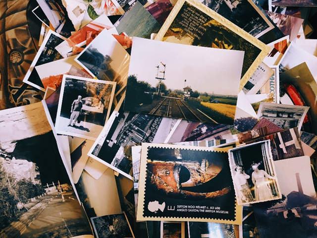 Caption Agustus Dump. Foto hanya ilustrasi. Sumber foto: Unsplash/Jon Tynson
