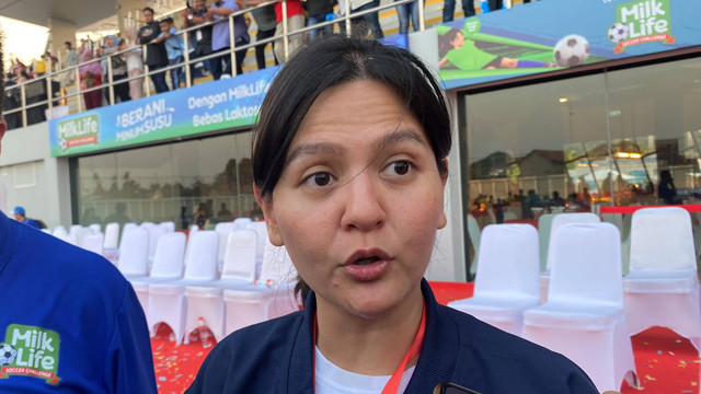 Waketum PSSI, Ratu Tisha di MilkLife Soccer Challenge, Kudus. Foto: Antika Fahira/kumparan