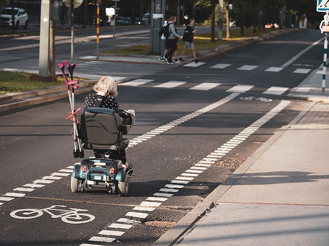 Ilustrasi contoh diskriminasi. Sumber: unsplash.com/RasmusGerdin.