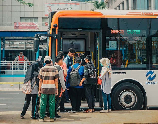 Ilustrasi cara daftar tarif golongan khusus teman bus 2023. Sumber: www.unsplash.com