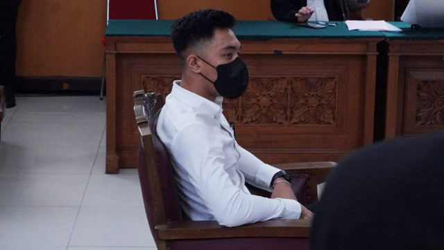 Mario Dandy Satrio menjalani sidang vonis kasus penganiayaan terhadap David Ozora di Pengandilan Negeri Jakarta Selatan, Kamis (8/9/2023). Foto: Fitra Andrianto/kumparan