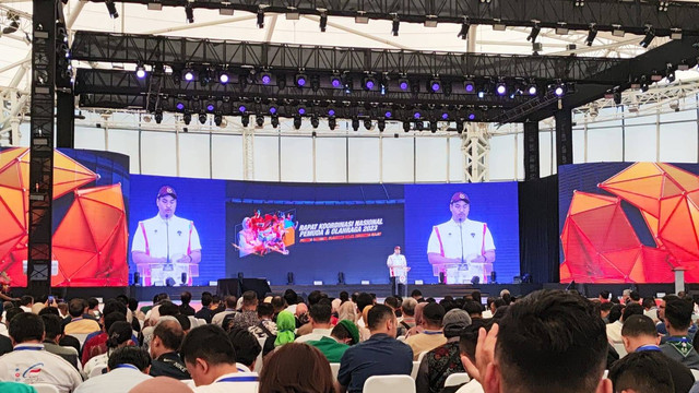 Menpora Dito Ariotedjo membuka Rakornas Pemuda dan Olahraga yang digelar di Jakarta International Velodrome, Jakarta, Jumat (8/9). Foto: Jodi Hermawan/kumparan