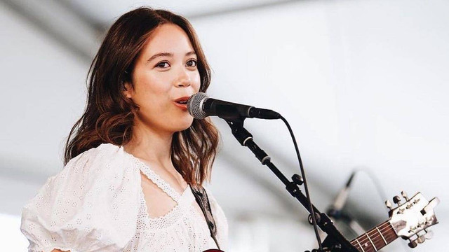 Penyanyi Laufey. Foto: Instagram/@laufey