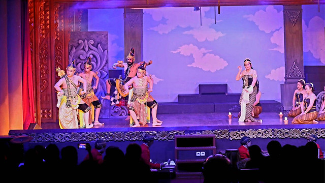 PDIP menggelar pagelaran wayang orang dengan lakon Bharata 'Wahyu Makutharama'. Foto: Dok. PDIP