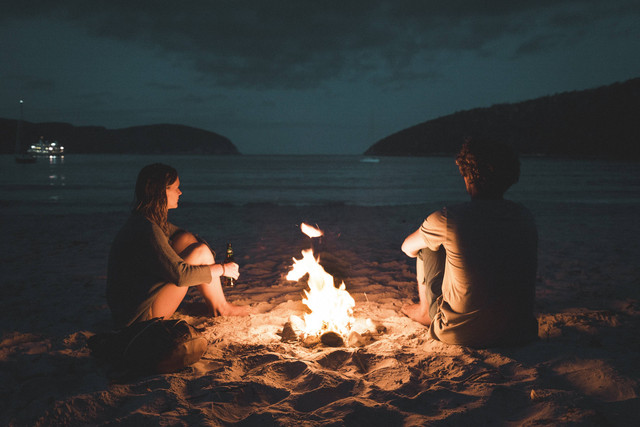 Ilustrasi Cara Mengembalikan Sparks dalam Hubungan. Sumber: Unsplash