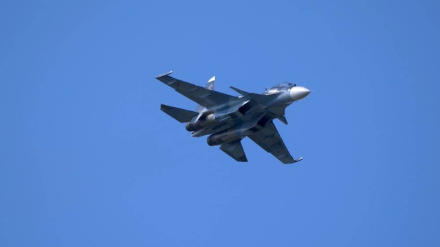 Sukhoi Su-30. Foto: aarrows/Shutterstock