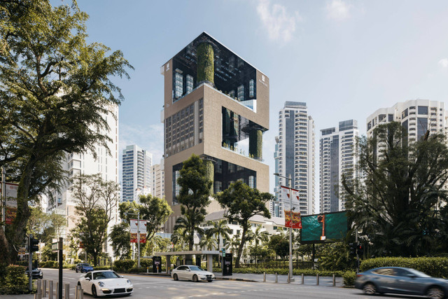 Hotel bintang lima Pan Pacific Orchard dilihat dari Orchard Road. Foto: Gadi Kurniawan Makitan/kumparan