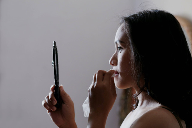 Ilustrasi Cara Memakai Micellar Water. Unsplash/Septian Simon.