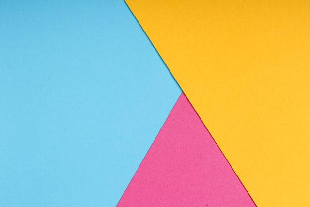 Ilustrasi sifat garis-garis sejajar. Sumber: unsplash.com/ Tamanna Rumee