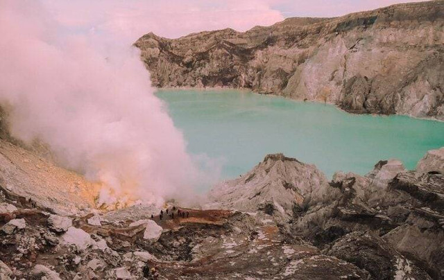 Gunung Ijen. Foto: Pixabay