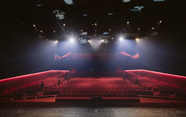 Ilustrasi Harga Tiket Konser Twice di Jakarta 2023. Sumber Unsplash/Kevin Schmid