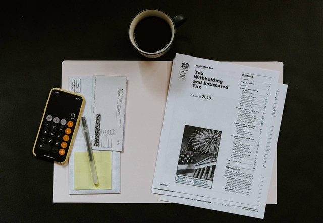 Ilustrasi cara bayar denda telat lapor SPT. Foto: Unsplash