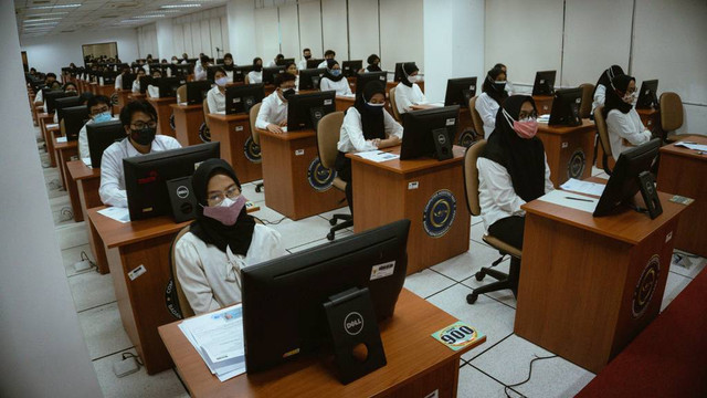 Ilustrasi seleksi CPNS. Foto: Jamal Ramadhan/kumparan