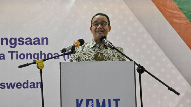 Bacapres Anies Baswedan memberikan sambutan saat menghadiri acara silaturahmi dengan Komunitas Masyarakat Indonesia Tionghoa (KOMIT) pada Jumat (15/9). Foto: Dok. Istimewa