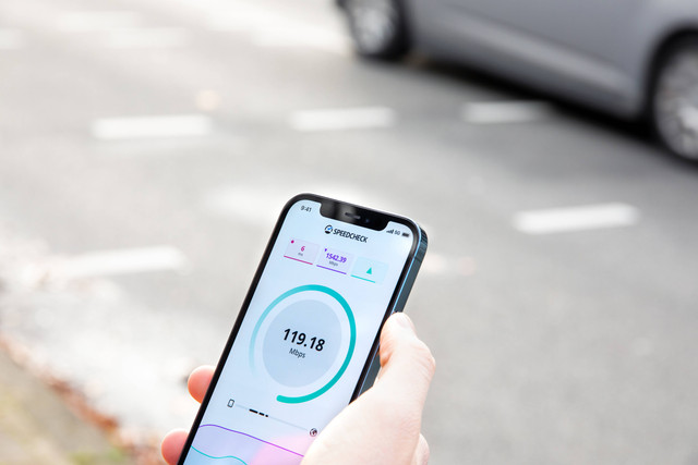  Ilustrasi Cara Mengecek Kecepatan IndiHome. Unsplash/Frederik.