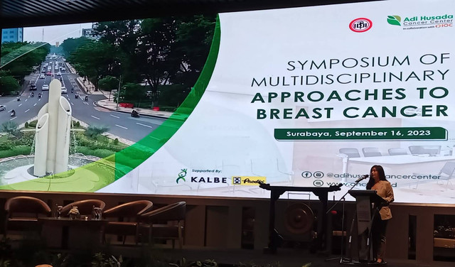 Seminar bagi para dokter di Jawa Timur terkait kanker payudara yang digelar AHCC, Sabtu (16/9). Foto-foto: Masruroh/Basra