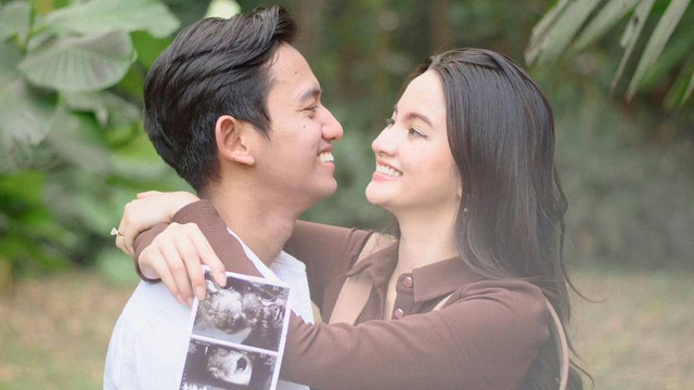 Belva Devara dan istrinya, Sabrina, umumkan kehamilan anak pertama. Foto: Instagram/@belvadevara