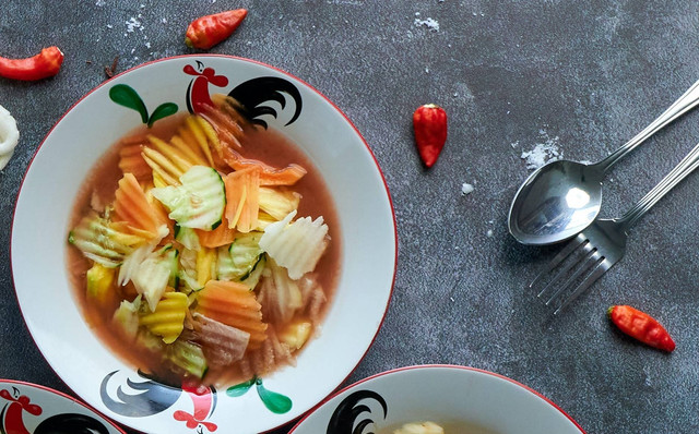 Ilustrasi Cara Buat Manisan Kedondong. Sumber: Unsplash/Wherda.