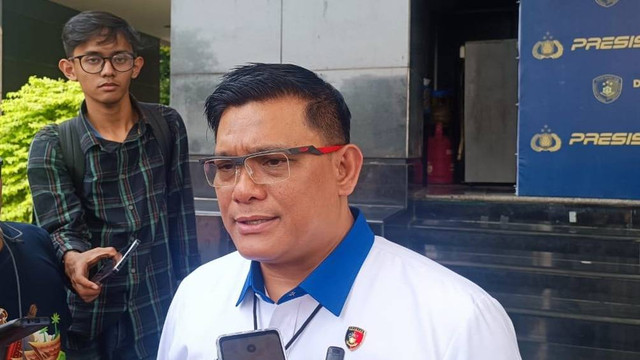 Dirreskrimum Polda Metro Kombes Pol Ade Safri Simanjuntak usai rilis di Mapolda Metro, Senin (18/9/2023). Foto: Thomas Bosco/kumparan