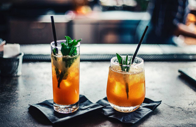 Ilustrasi ide jualan minuman kekinian modal kecil. Foto: Pexels