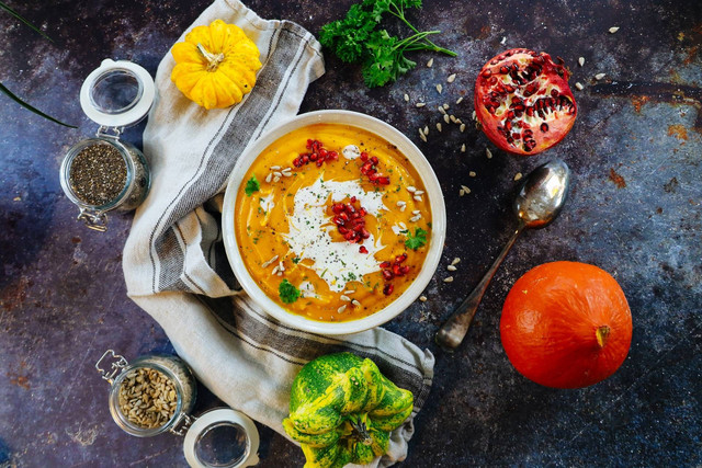 Ilustrasi Ide Jualan Sayur Matang. Foto: Unsplash.com/Ruth Georgiev