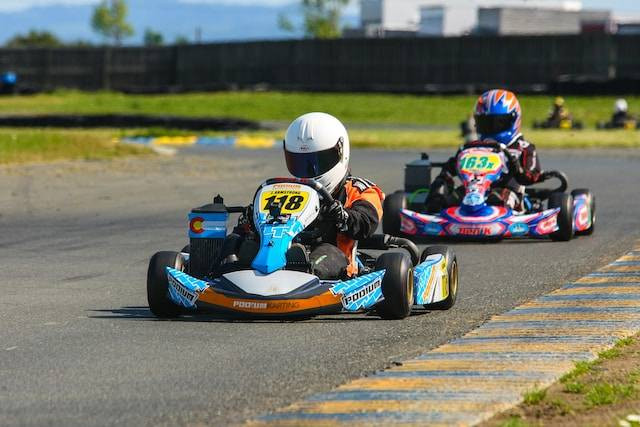 Ilustrasi tempat main gokart di Jabodetabek. Sumber: Unsplash/David Armstrong