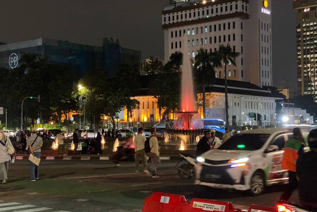 Massa alumni 212 yang tergabung dalam Gerakan Nasional Pembela Rakyat (GNPR) membubarkan diri usai berunjuk rasa di kawasan Patung Kuda, Jakarta Pusat. Foto: Dok. Istimewa