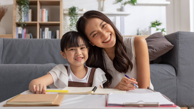 Ilustrasi anak dan tante. Foto: Selfmade studio/Shutterstock.