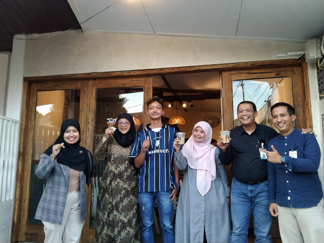 Raih Pendanaan BSI, Alumni FEB UMY Buka Coffe Shop