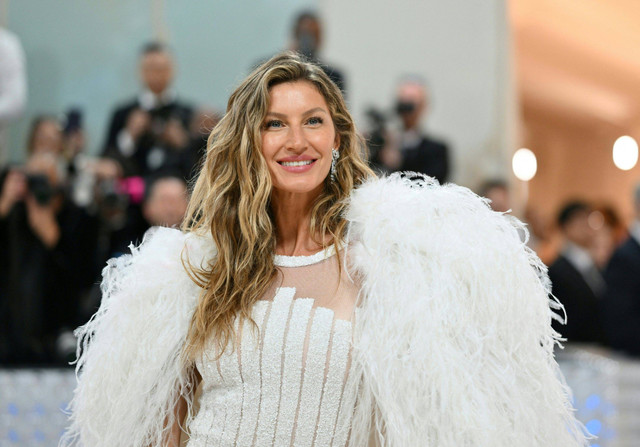 Gisele Bundchen di Met Gala 2023 di Metropolitan Museum of Art pada 1 Mei 2023, di New York. Foto: Angela Weiss/AFP