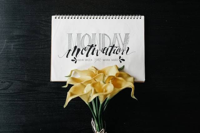 Ilustrasi kata-kata motivasi Senin berisi penyemangat, sumber foto: unsplash.com/SJ